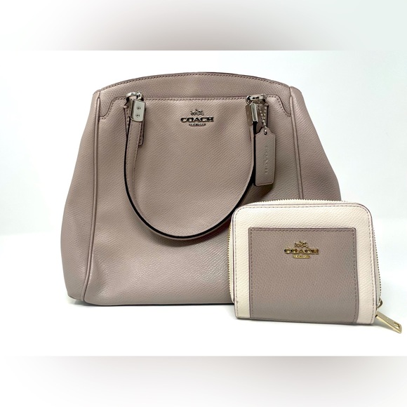 Coach Handbags - COACH Minetta Crossbody Purse